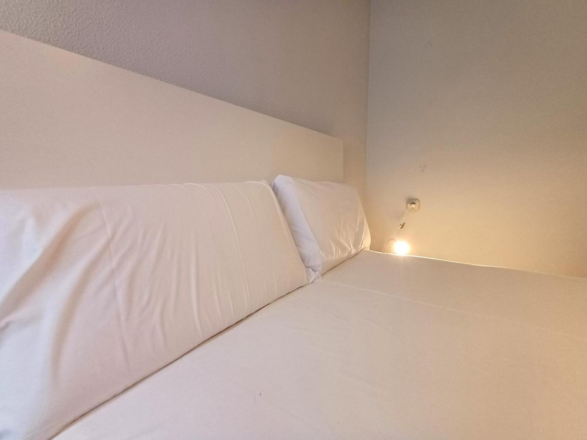4J - Ourense Centro Con Parking Exterior foto