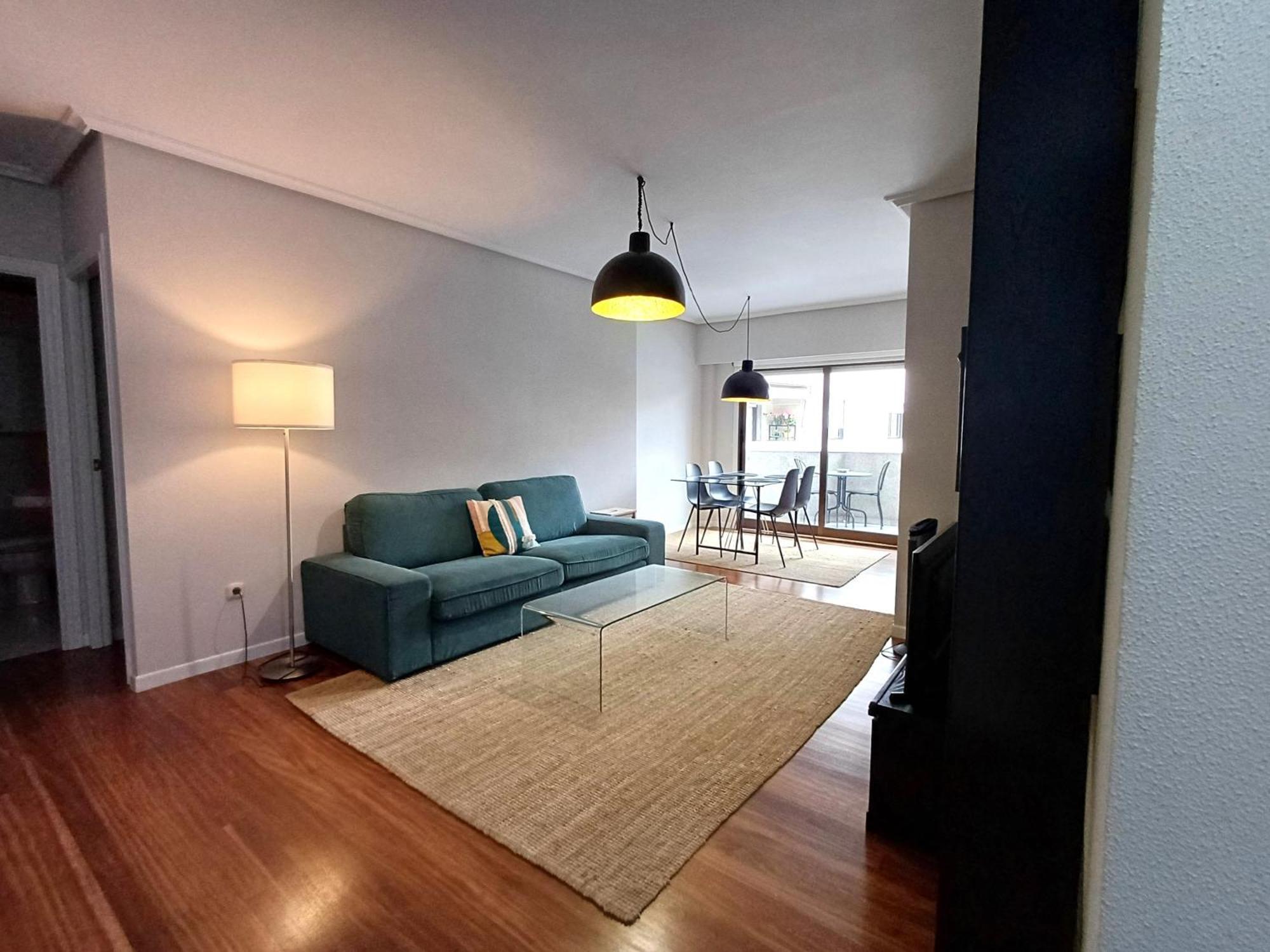 4J - Ourense Centro Con Parking Exterior foto