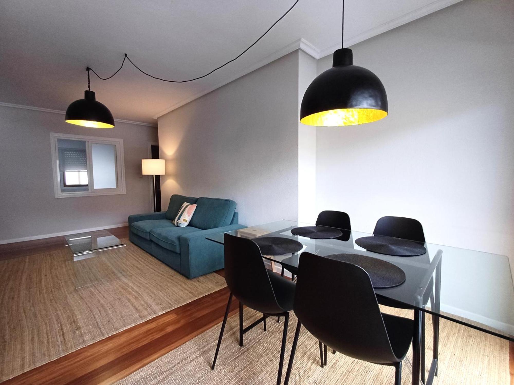 4J - Ourense Centro Con Parking Exterior foto